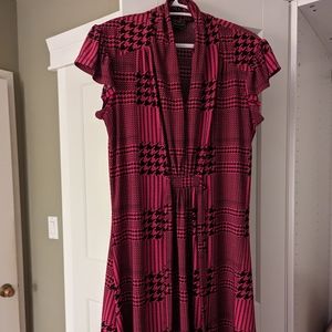 Pink and black geometric pattern dress